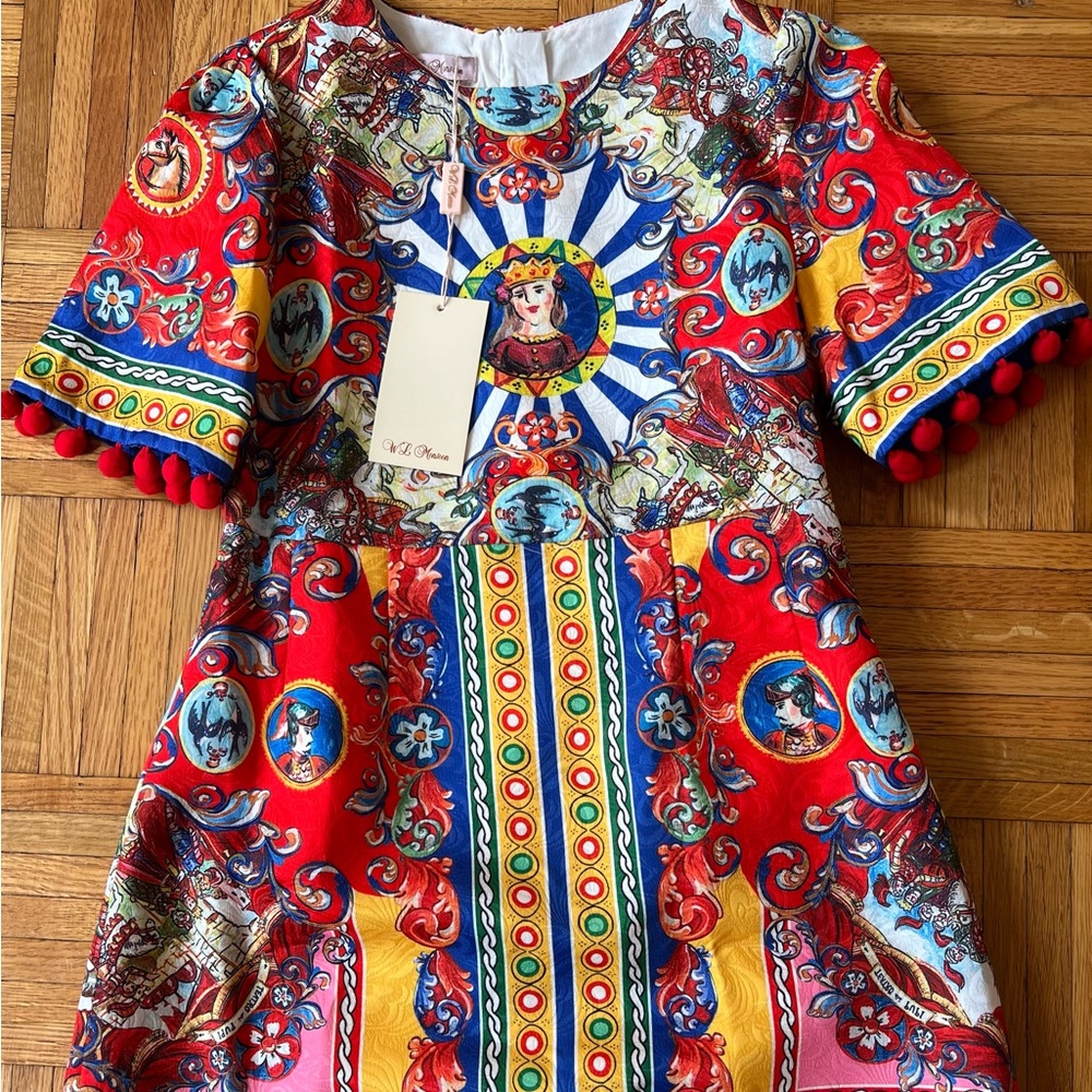 Girl’s dress size 10A (140cm)